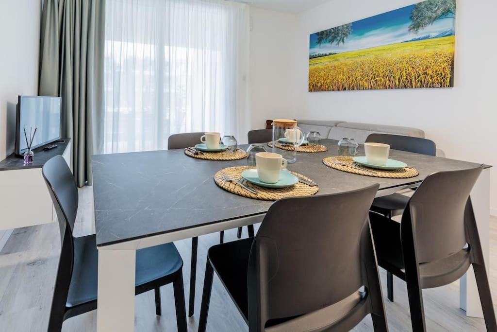 Wave Island! Luxury Resort A Jesolo - Piscina E Park Free! エクステリア 写真
