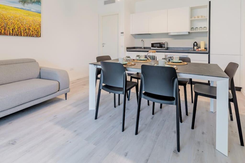 Wave Island! Luxury Resort A Jesolo - Piscina E Park Free! エクステリア 写真