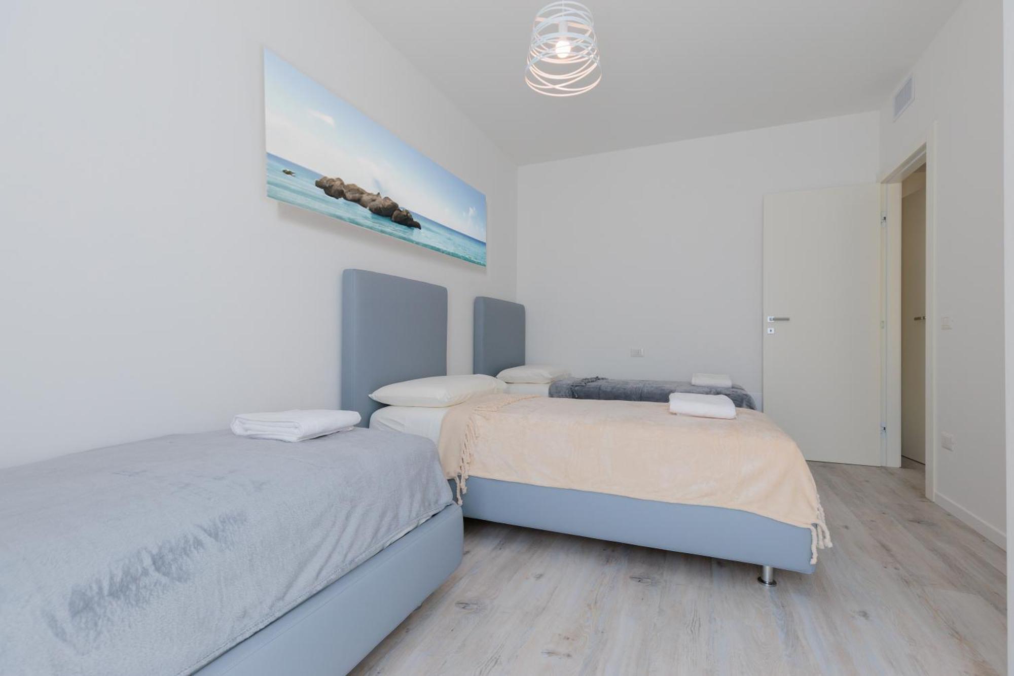 Wave Island! Luxury Resort A Jesolo - Piscina E Park Free! エクステリア 写真